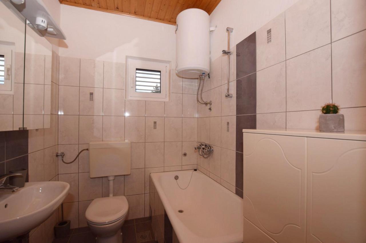 Apartments Andrija Pirovac Zewnętrze zdjęcie